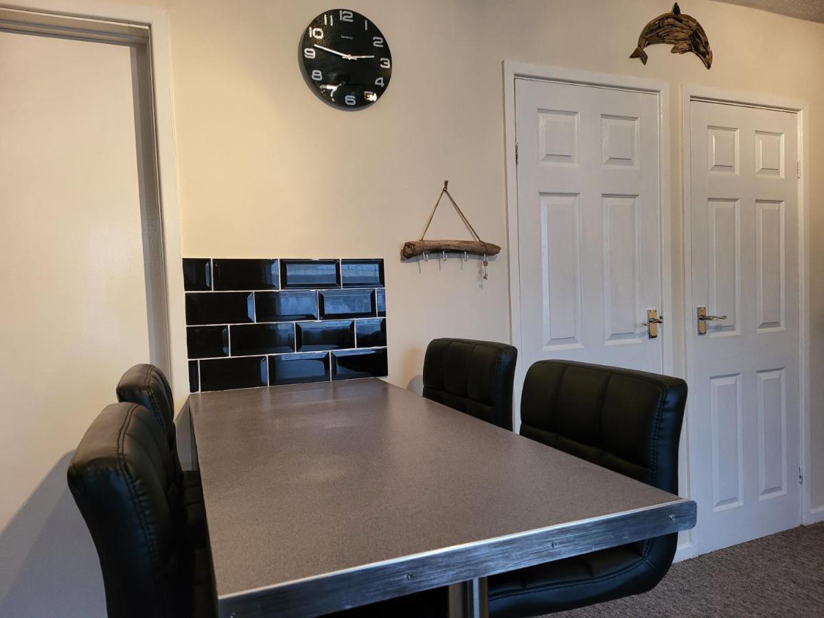 Sandy Beach Hill View Apartment Brean Bagian luar foto